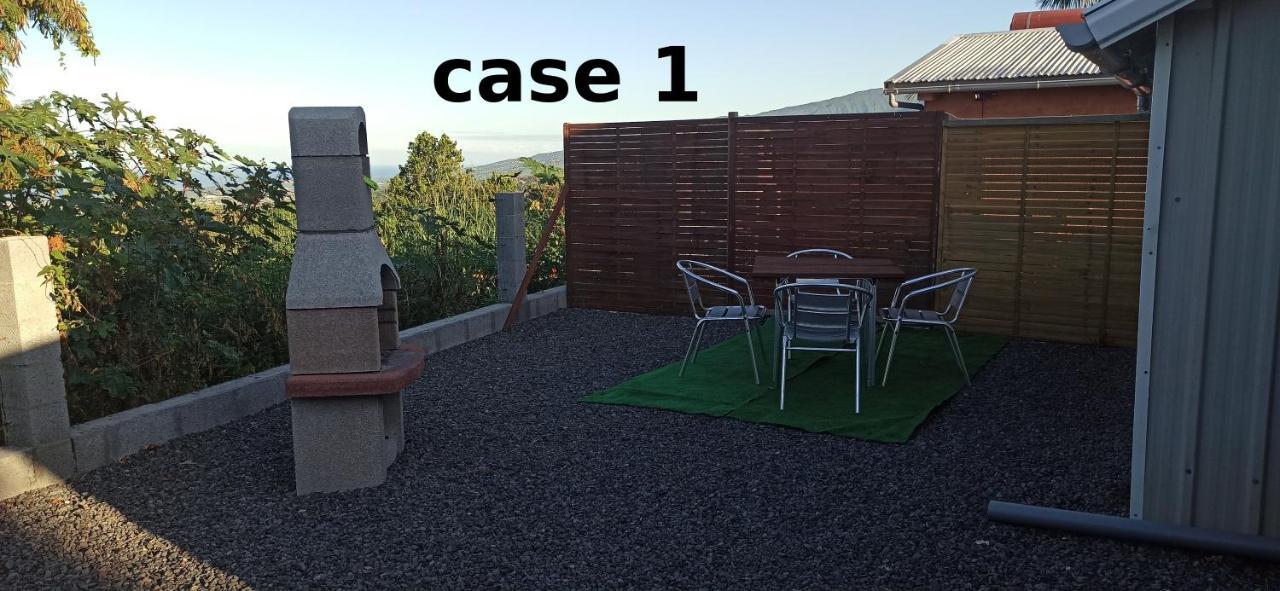 Ti Case Reunion 400 Saint Pierre Exterior foto